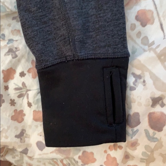 Nike Fleece Lined Sweatshirt - Picture 3 of 6